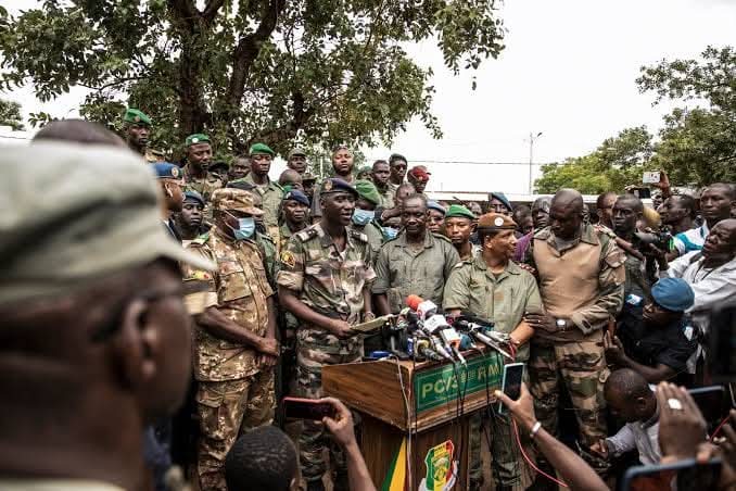 Mali renames colonial French street names