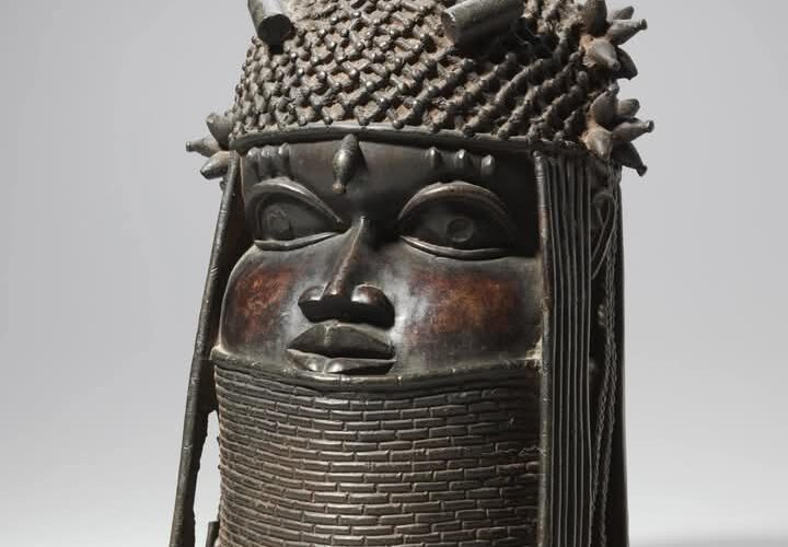 HISTORIC ORIGIN OF THE BINI PEOPLE AND THEIR MONARCHY.