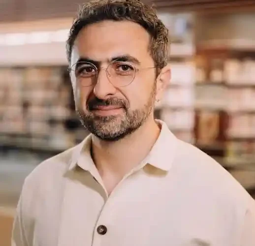 Microsoft’s Mustafa Suleyman Lures Over 24 Google DeepMind Engineers with Startup Culture and Competitive Pay
